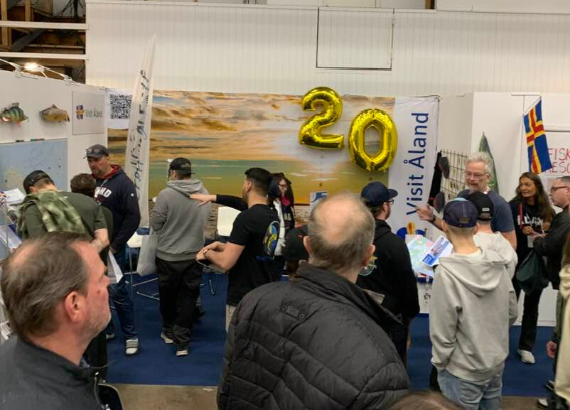 efe4dfcb-4469-4fa4-850d-73a34aac4d5c